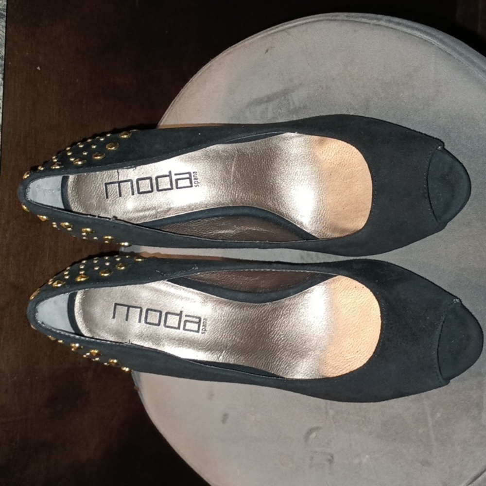 Moda Spana Heels - Picture 7 of 7